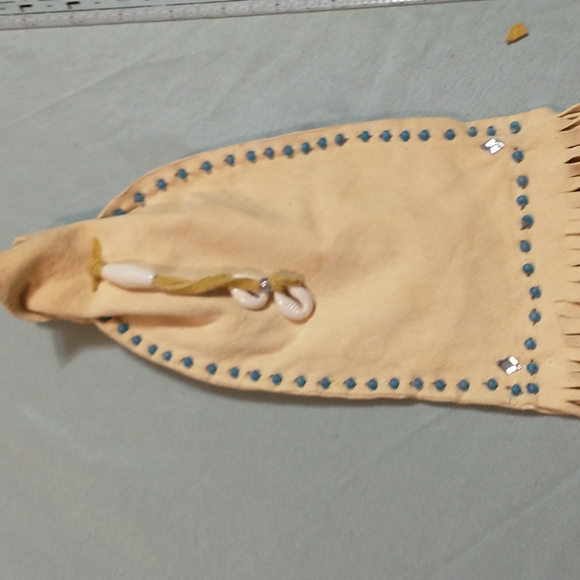 Buck Skin And Lamb Skin Fringe Bag - Picture 6 of 7